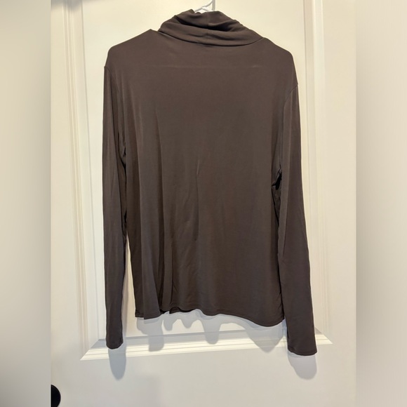 Eileen Fisher Stretch Silk Jersey Turtleneck Top size large 100% silk - Picture 2 of 5